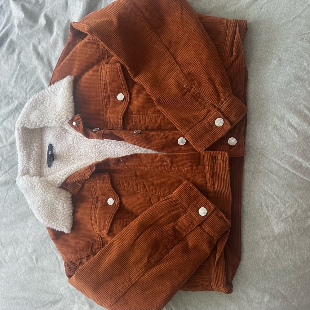 Women Brown Corduroy Jacket with Sherpa Collar